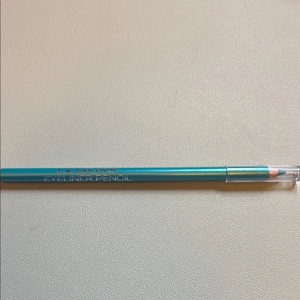 LA Colors Turquoise Eyeliner Pencil